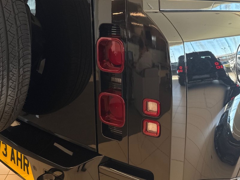 Used Land Rover Defender 2023 for sale - 77934545: Photo 46