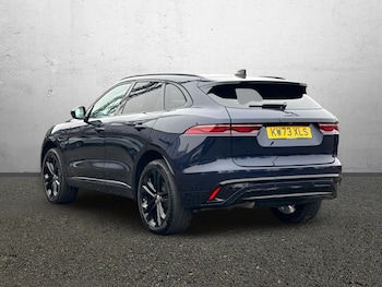 Used Jaguar F-Pace 2023 for sale - 77435210: Photo