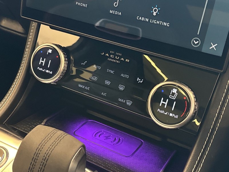 Used Jaguar F-Pace 2023 for sale - 77435210: Photo 32