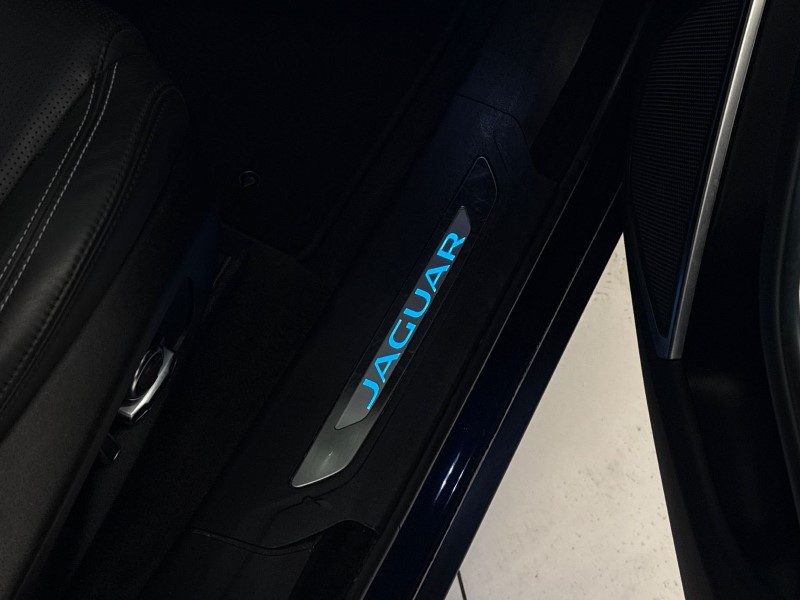 Used Jaguar F-Pace 2023 for sale - 77435210: Photo 38