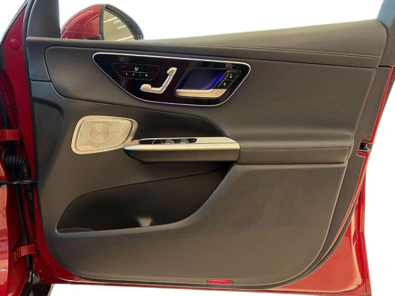 Used Mercedes-Benz GLC 2023 for sale - 77570202: Photo 24