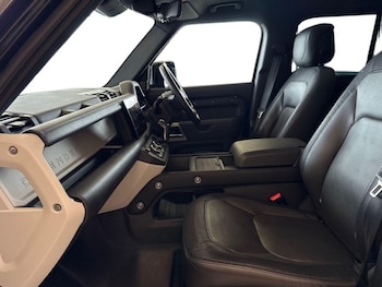 Used Land Rover Defender 2023 for sale - 79352477: Photo
