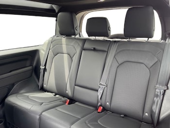 Used Land Rover Defender 2025 for sale - 78787805: Photo