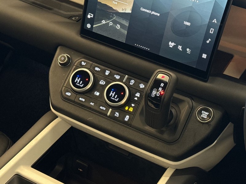 Used Land Rover Defender 2024 for sale - 77435255: Photo 13