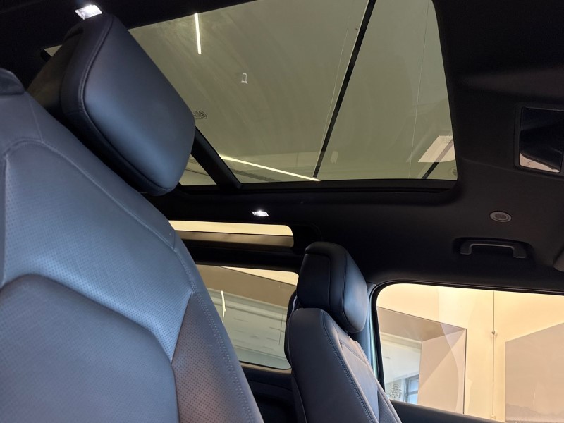 Used Land Rover Defender 2024 for sale - 77435255: Photo 21