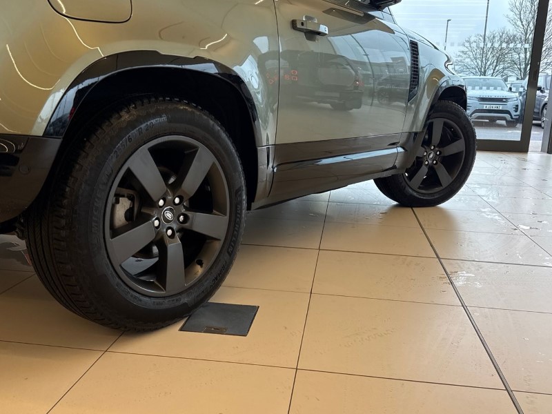 Used Land Rover Defender 2024 for sale - 77435255: Photo 45