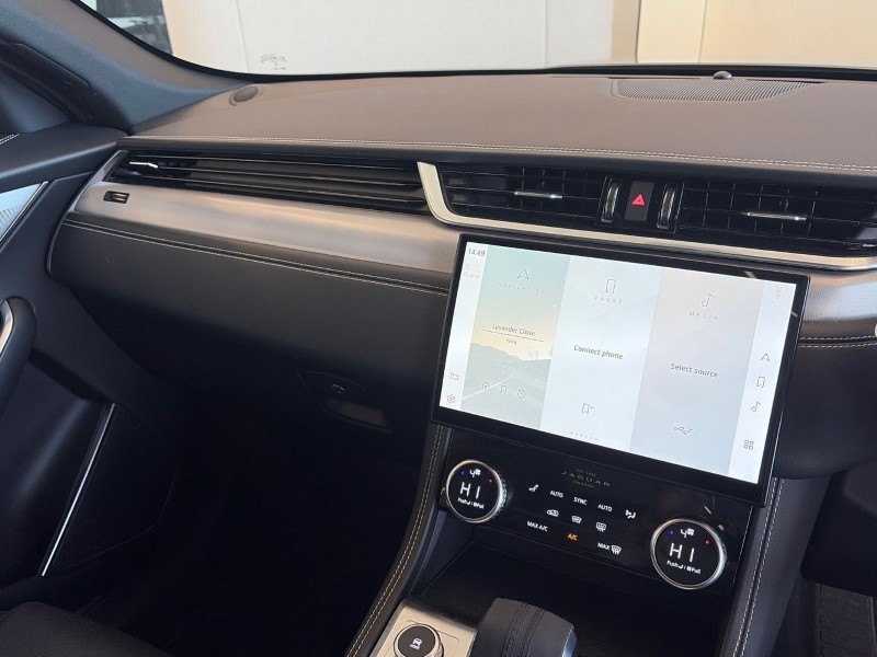 Used Jaguar F-Pace 2022 for sale - 77662135: Photo 37