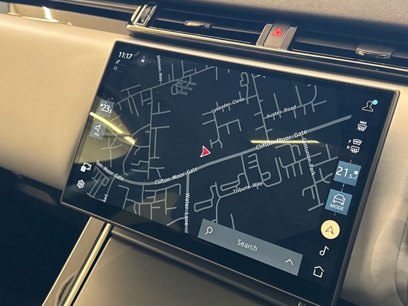 Used Land Rover Range Rover Velar 2024 for sale - 77420532: Photo 11