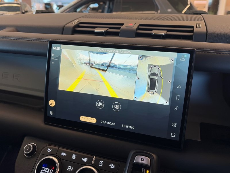 Used Land Rover Defender 2023 for sale - 77071183: Photo 12