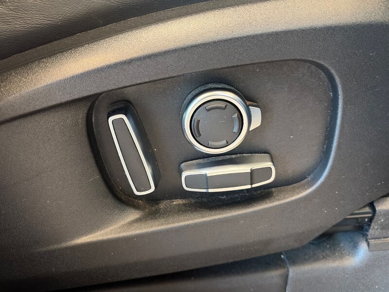 Used Land Rover Defender 2023 for sale - 77071183: Photo 25