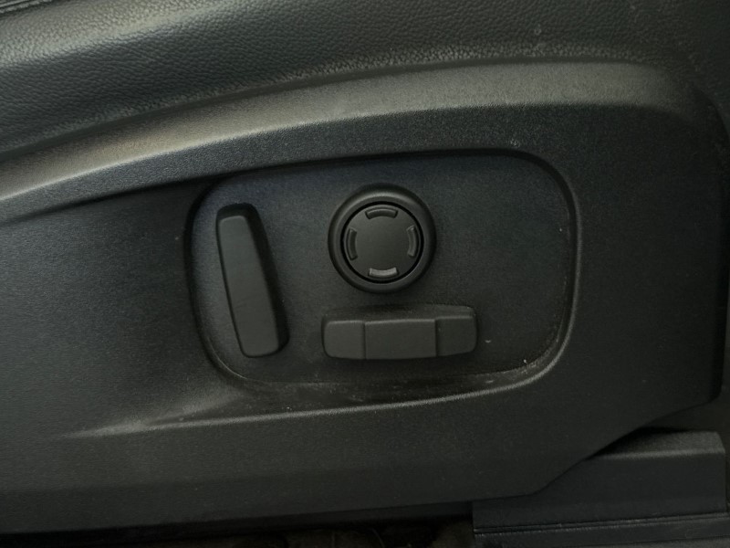 Used Land Rover Defender 2023 for sale - 78199144: Photo 25