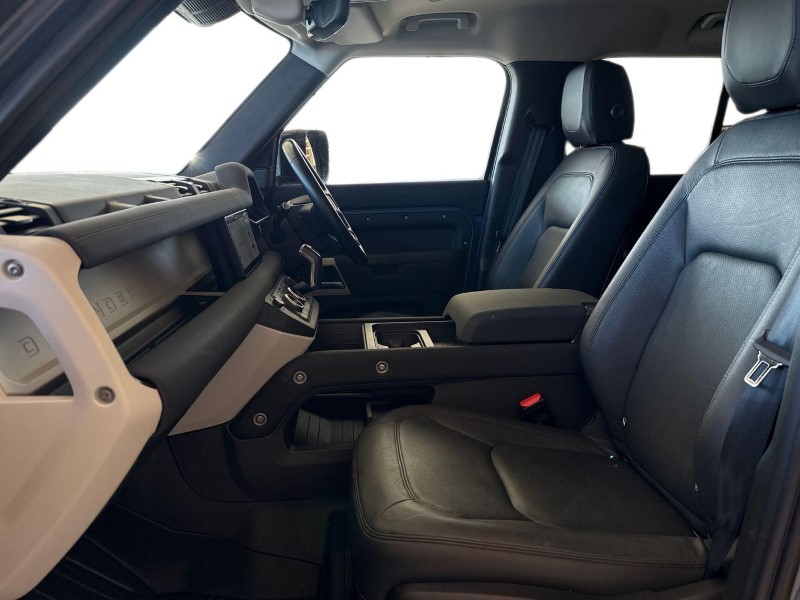 Used Land Rover Defender 2023 for sale - 78199144: Photo 4