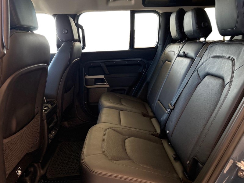 Used Land Rover Defender 2023 for sale - 78199144: Photo 5