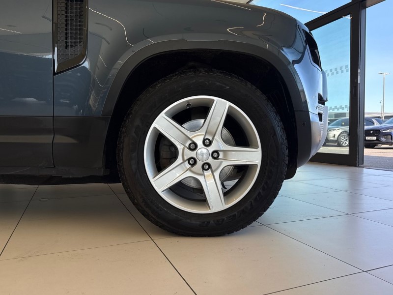 Used Land Rover Defender 2023 for sale - 78199144: Photo 9