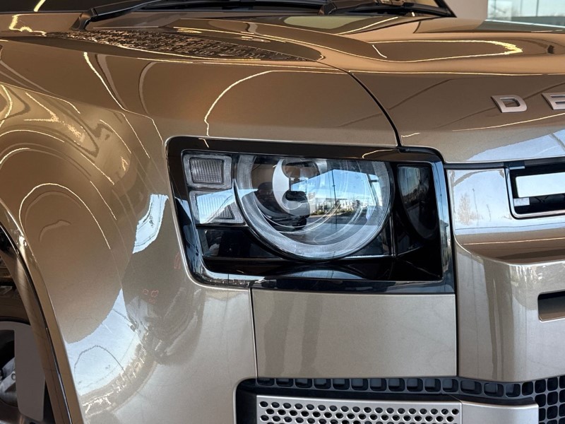 Used Land Rover Defender 2025 for sale - 77934542: Photo 17