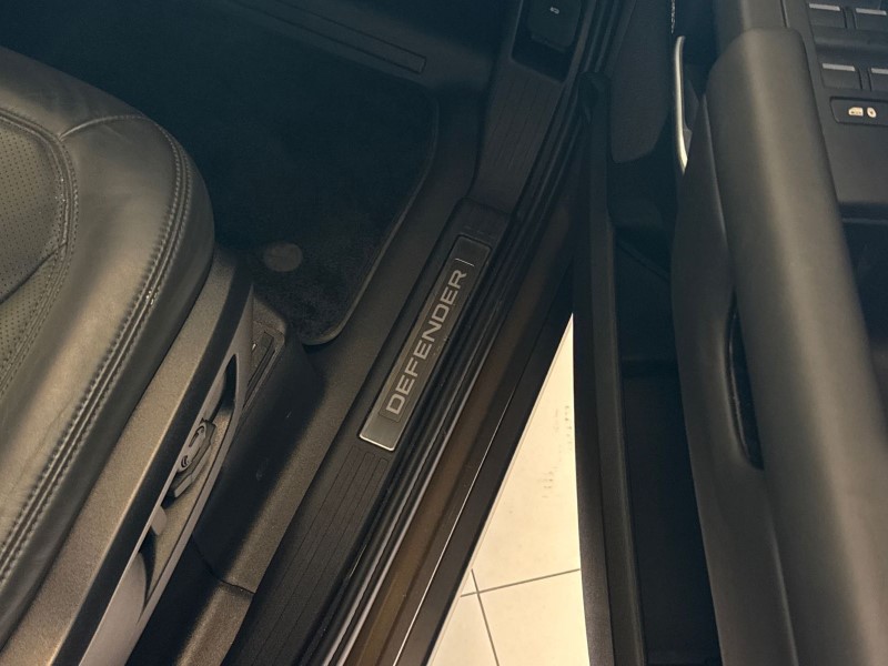 Used Land Rover Defender 2025 for sale - 77934542: Photo 37