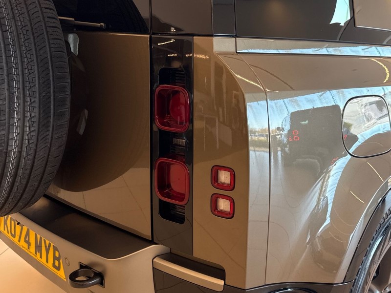 Used Land Rover Defender 2025 for sale - 77934542: Photo 45