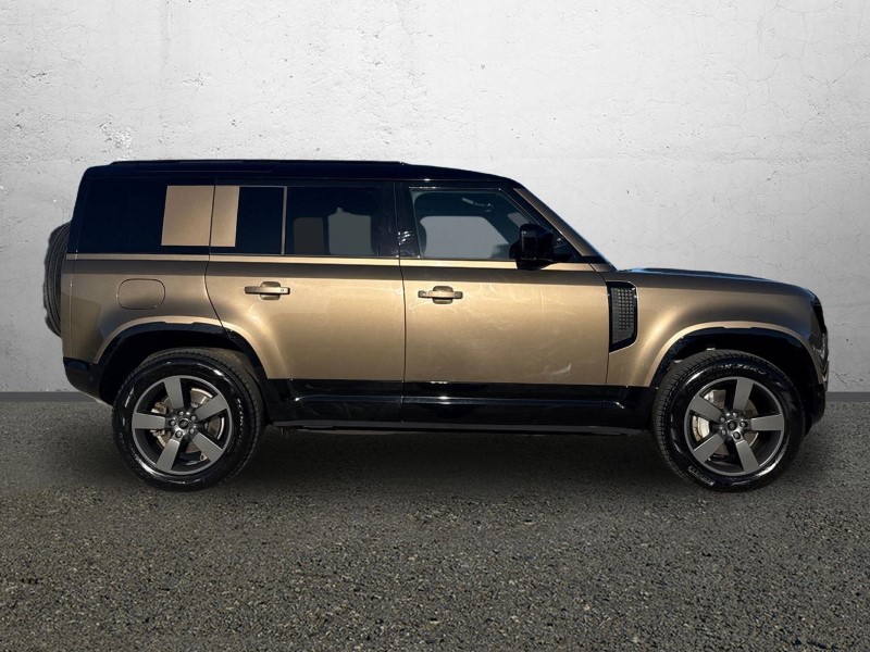 Used Land Rover Defender 2025 for sale - 77934542: Photo 5