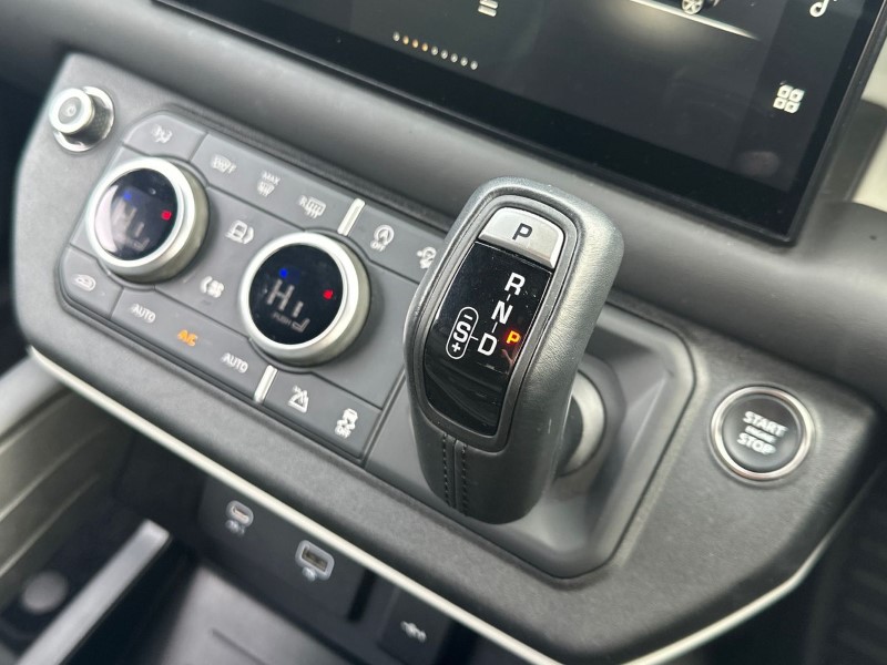 Used Land Rover Defender 2022 for sale - 77691011: Photo 13