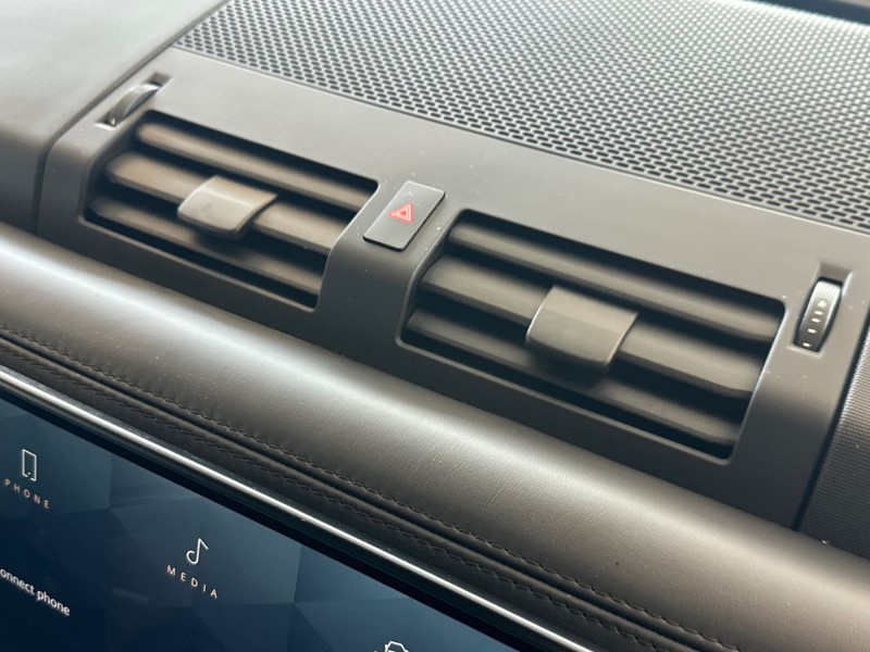 Used Land Rover Defender 2022 for sale - 77691011: Photo 36