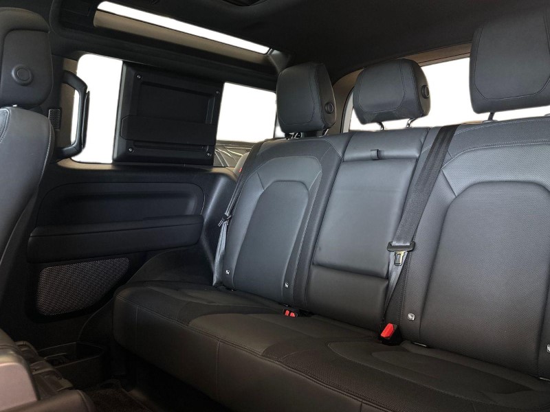 Used Land Rover Defender 2022 for sale - 77691011: Photo 4