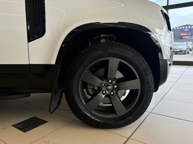 Used Land Rover Defender 2022 for sale - 77691011: Photo 8