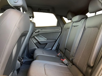 Used Audi Q3 2023 for sale - 78236136: Photo