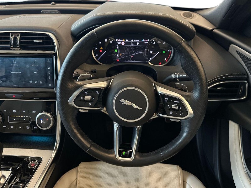 Used Jaguar XE 2023 for sale - 77367157: Photo 15