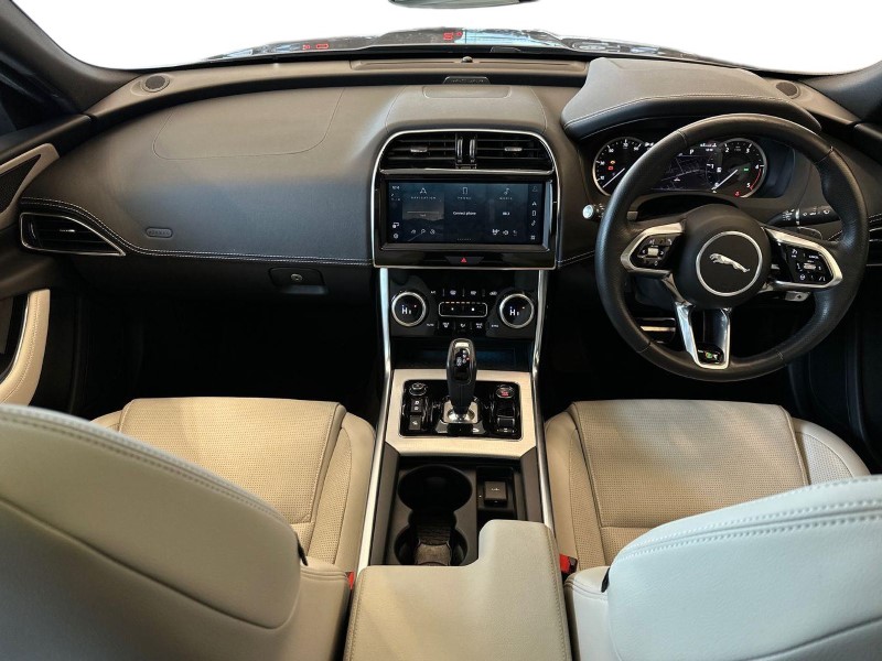 Used Jaguar XE 2023 for sale - 77367157: Photo 9