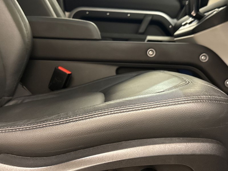 Used Land Rover Defender 2024 for sale - 76982125: Photo 25