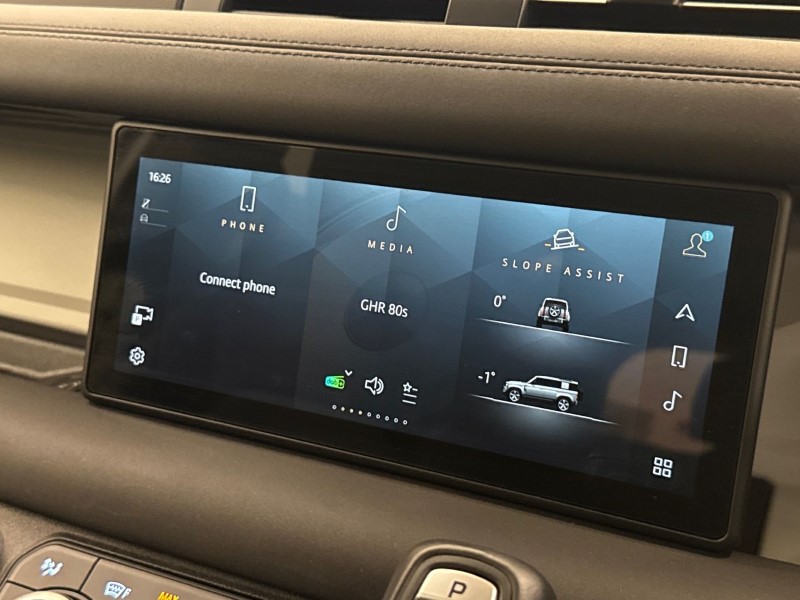 Used Land Rover Defender 2024 for sale - 76982125: Photo 30