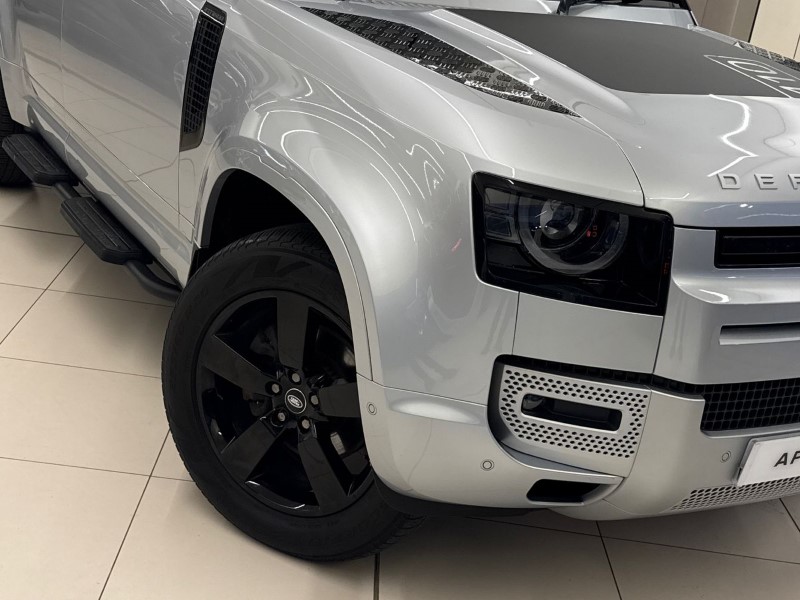 Used Land Rover Defender 2024 for sale - 76982125: Photo 41