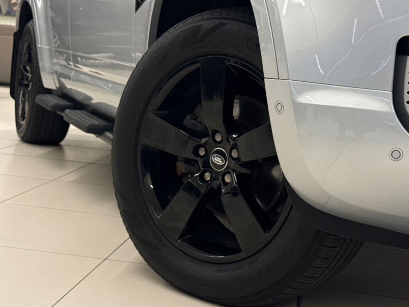 Used Land Rover Defender 2024 for sale - 76982125: Photo 43