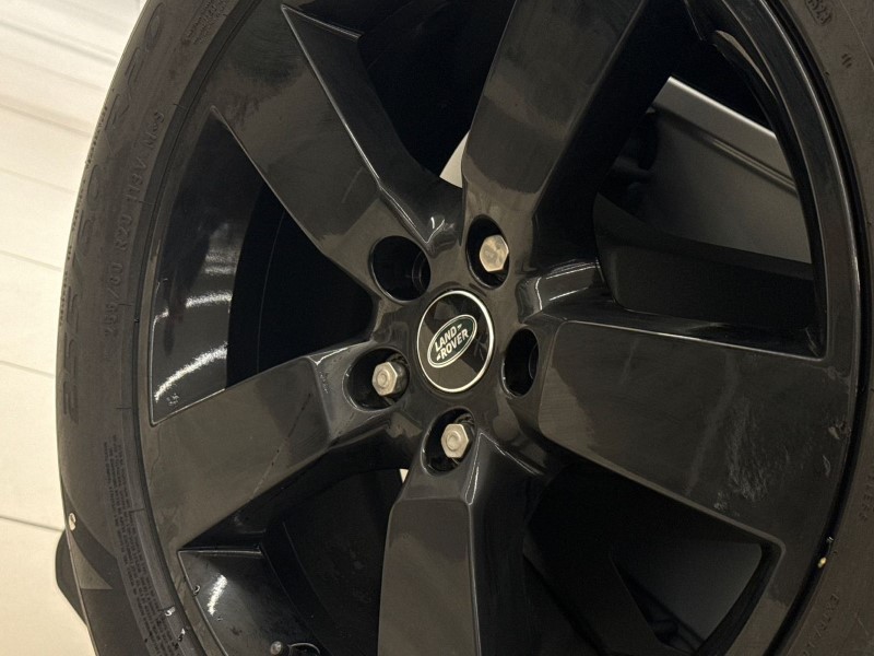 Used Land Rover Defender 2024 for sale - 76982125: Photo 44