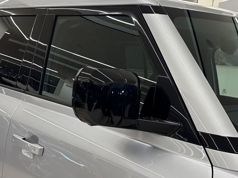 Used Land Rover Defender 2024 for sale - 76982125: Photo 49