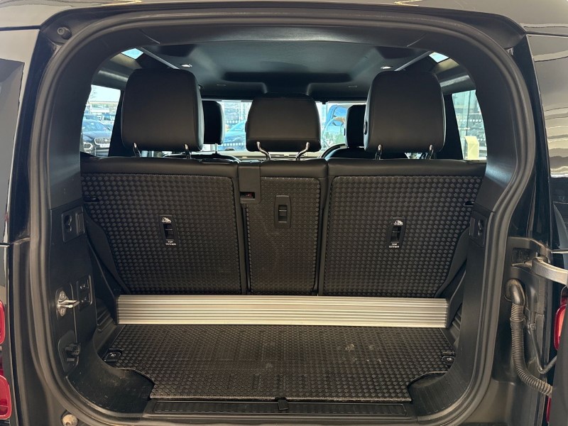 Used Land Rover Defender 2023 for sale - 77918097: Photo 10
