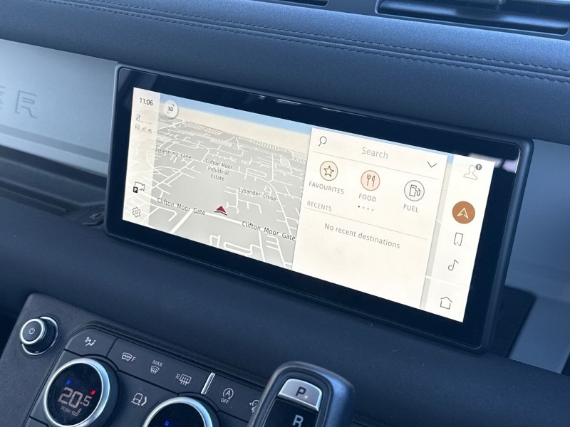 Used Land Rover Defender 2023 for sale - 77918097: Photo 11