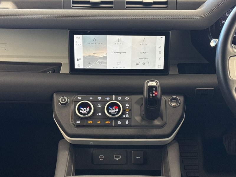 Used Land Rover Defender 2023 for sale - 77918097: Photo 14