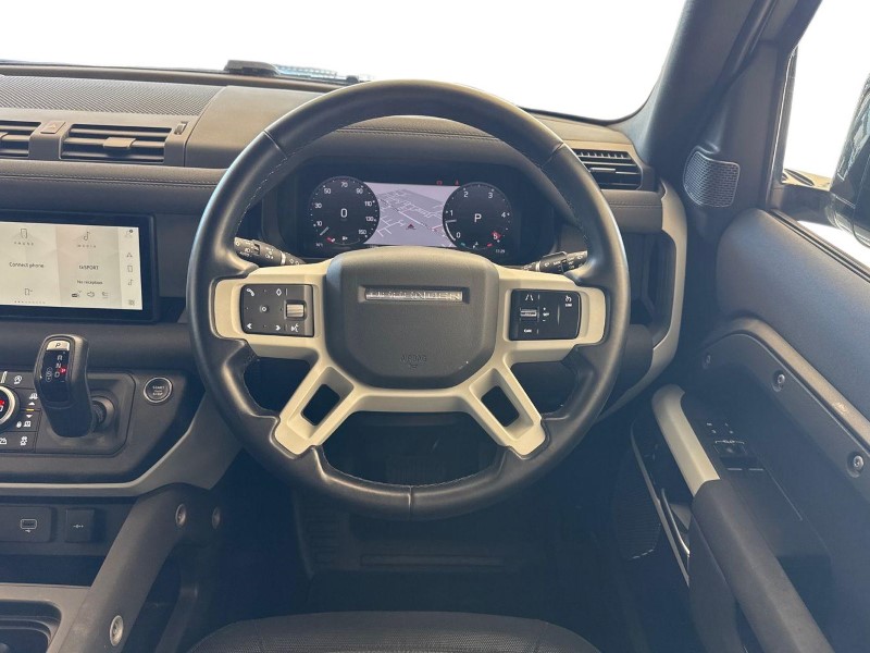 Used Land Rover Defender 2023 for sale - 77918097: Photo 15