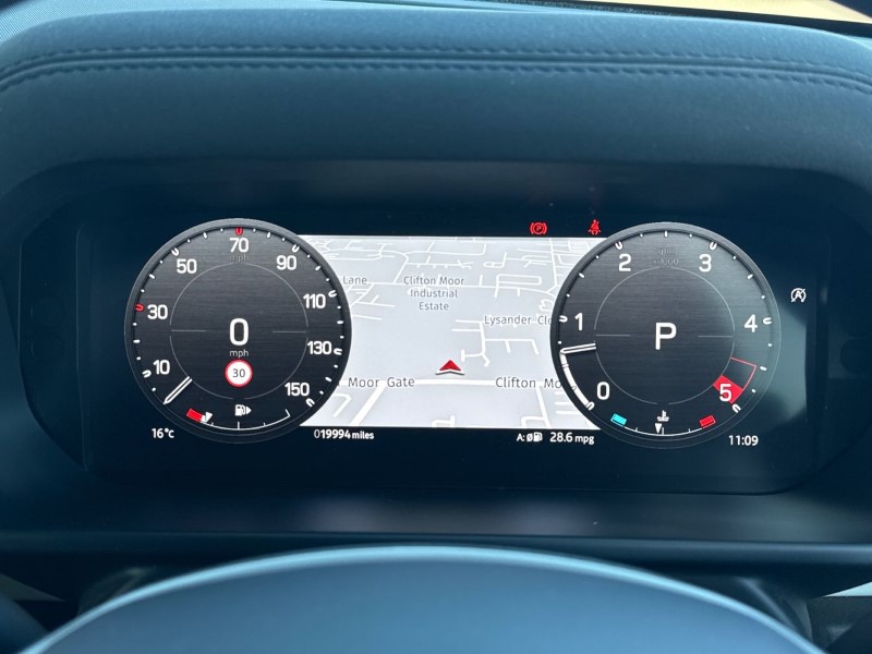 Used Land Rover Defender 2023 for sale - 77918097: Photo 16