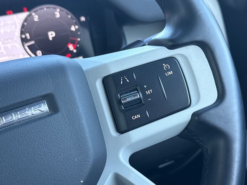 Used Land Rover Defender 2023 for sale - 77918097: Photo 28
