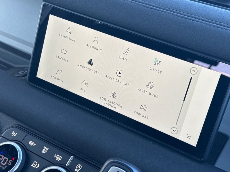 Used Land Rover Defender 2023 for sale - 77918097: Photo 30