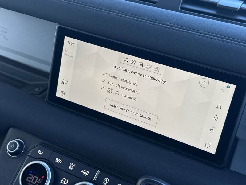 Used Land Rover Defender 2023 for sale - 77918097: Photo 32