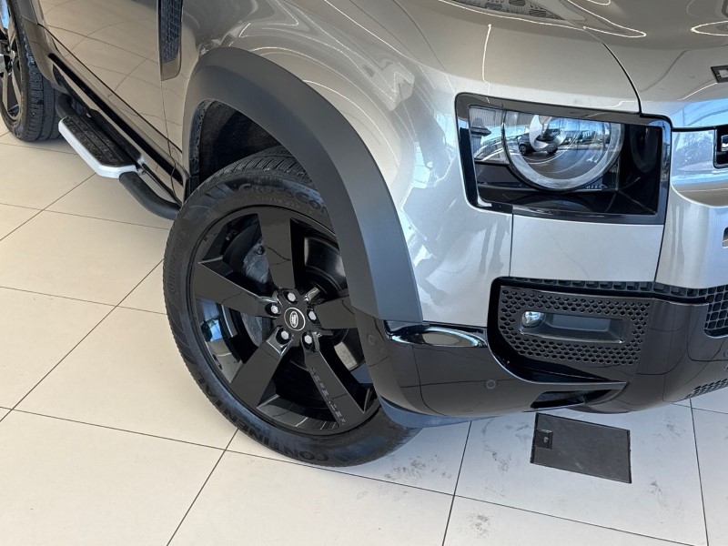 Used Land Rover Defender 2023 for sale - 77918097: Photo 39