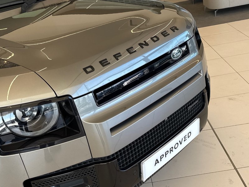 Used Land Rover Defender 2023 for sale - 77918097: Photo 40