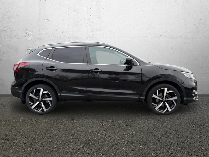 Used Nissan Qashqai 2018 for sale - 77326459: Photo 5