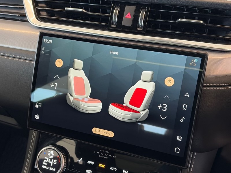 Used Jaguar F-Pace 2021 for sale - 77915613: Photo 36