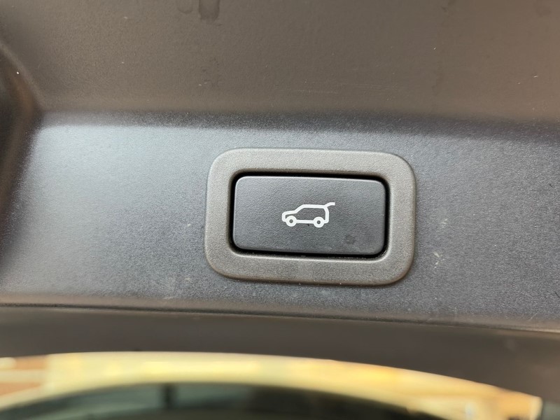 Used Jaguar F-Pace 2021 for sale - 77915613: Photo 42