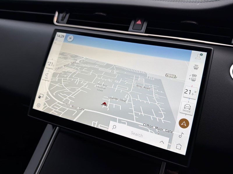 Used Land Rover Range Rover Evoque 2025 for sale - 77819300: Photo 11