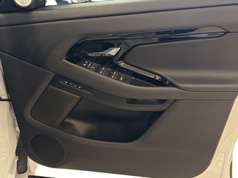 Used Land Rover Range Rover Evoque 2025 for sale - 77819300: Photo 22